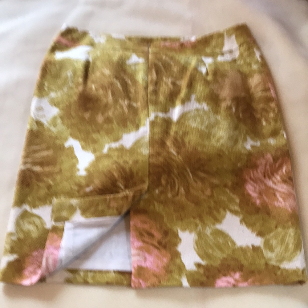 Peony Tweed Floral Skirt - Talbots 10P - Picture 3 of 7